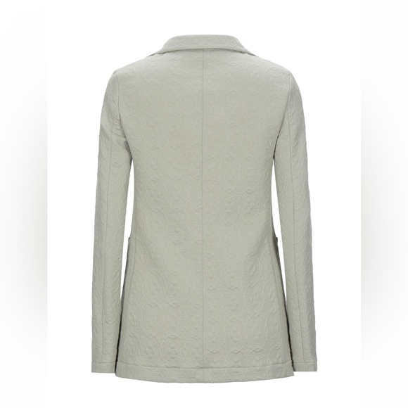 Brand new Harris Wharf textured blazer. Size 44 = size US 8. Light mint. - Picture 2 of 10